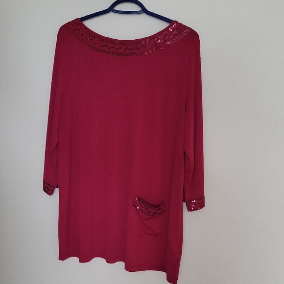 Elegant Women's Top with Sequin Trim – Stylish & Spa With A Pocket - Picture 1 of 11